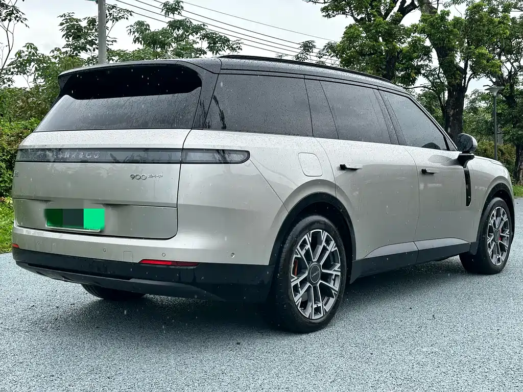 Lynk & Co 900 领克900 2025款 2.0 T Ultra 6座