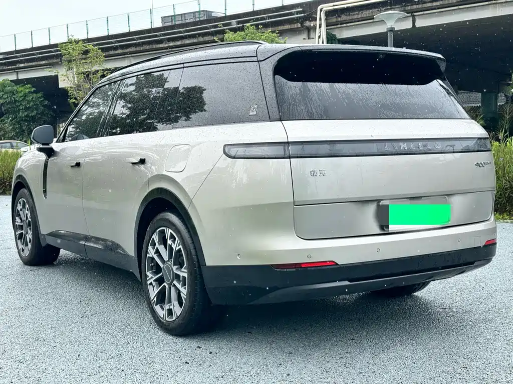Lynk & Co 900 领克900 2025款 2.0 T Ultra 6座
