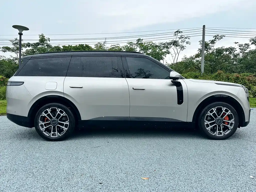 Lynk & Co 900 领克900 2025款 2.0 T Ultra 6座