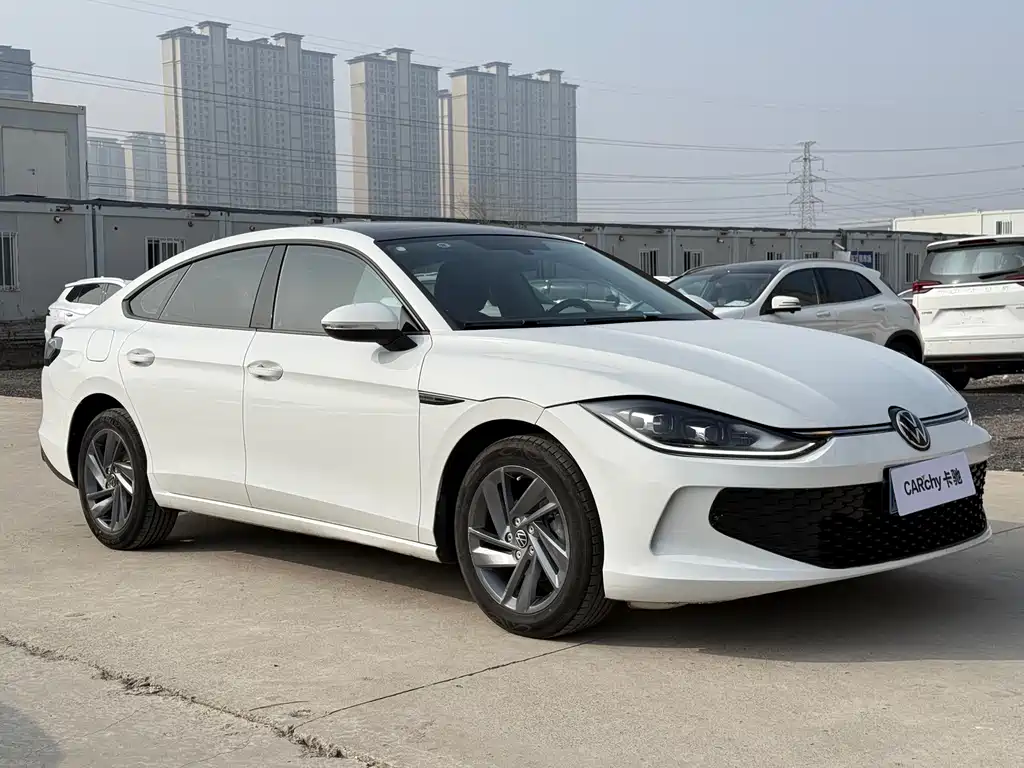 Lamando Lamando L 200 TSI DSG