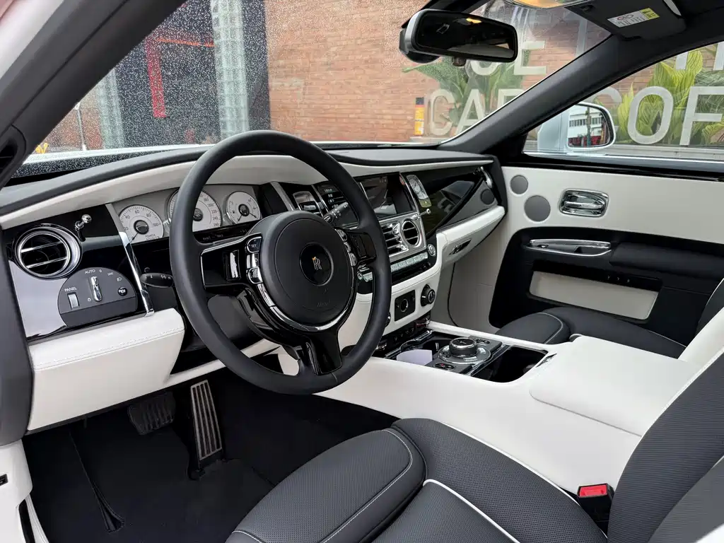 Ghost 6.6 T Standard Wheelbase
