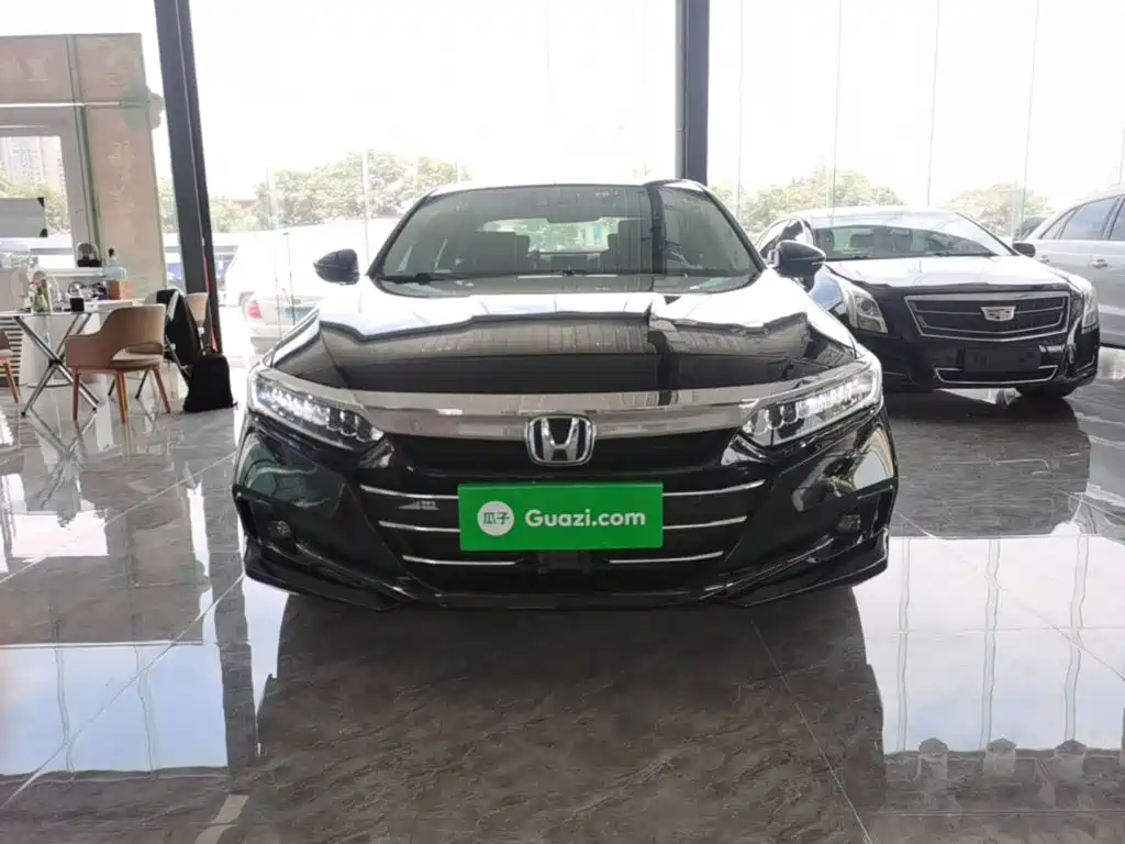 Accord Sharp· Hybrid 2.0 L Sharp Leading