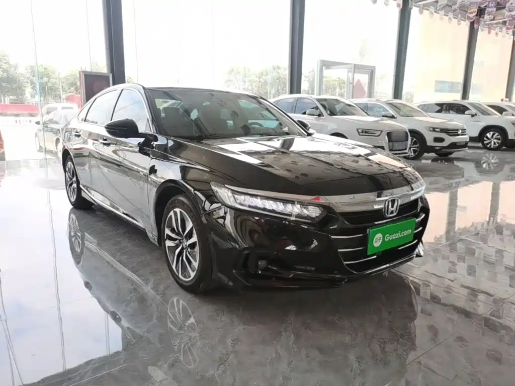 Accord Sharp· Hybrid 2.0 L Sharp Leading