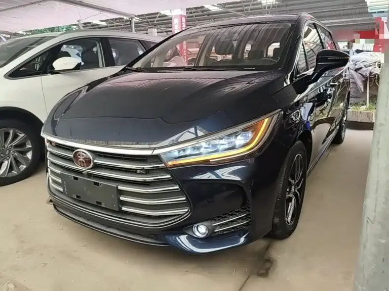 BYD Song MAX 1.5 T Auto Connected Elite 7-seat