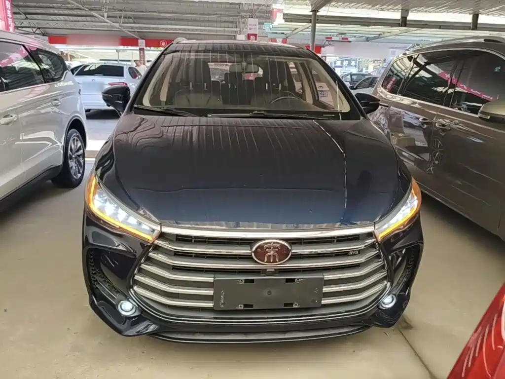Song MAX 1.5 T Auto Connected Elite 7-seat