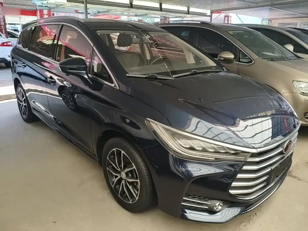 Song MAX 1.5 T Auto Connected Elite 7-seat