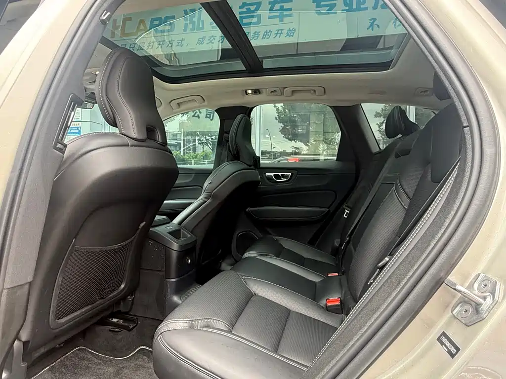 Volvo XC60 PHEV 沃尔沃XC60插电式混动 2019款 T8 E驱混动 智尊豪华版 国VI