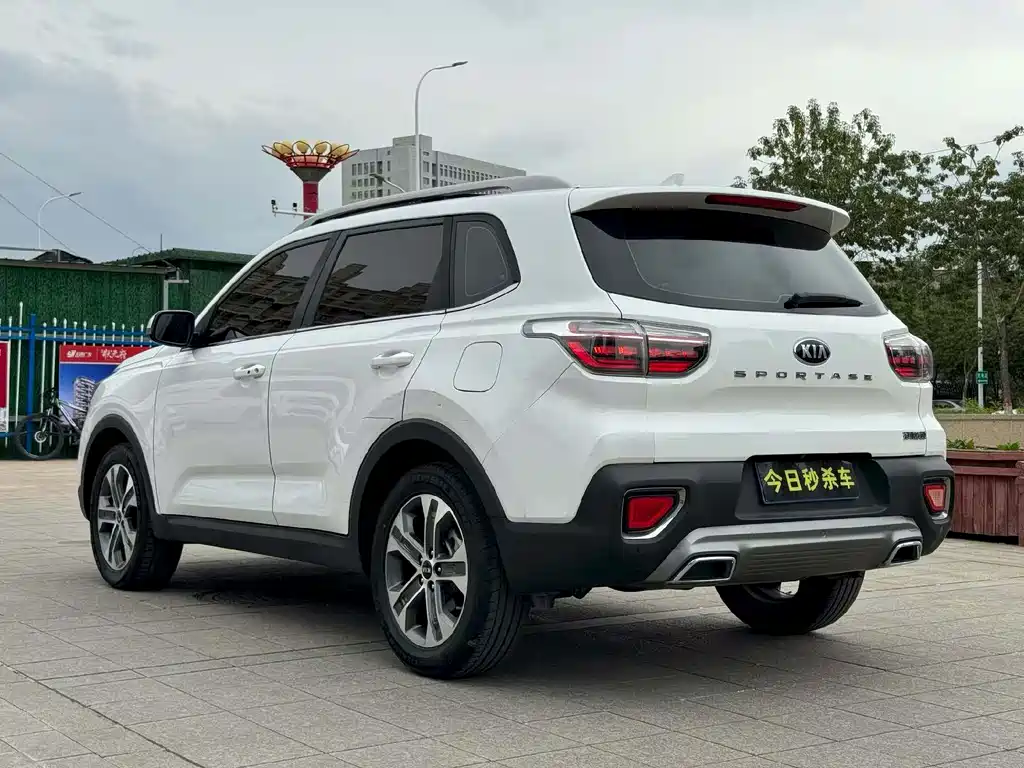 Sportage 2.0 L Auto Smart Enjoyment Luxury