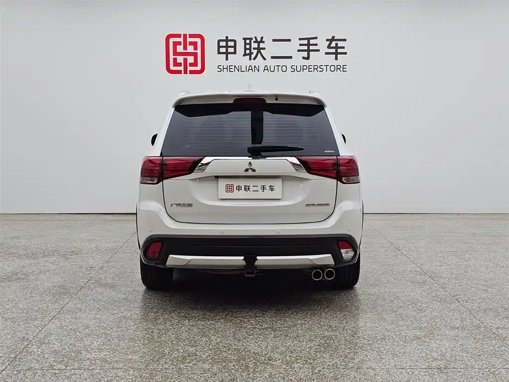 Outlander 欧蓝德 2019款 2.4 L 四驱致享版 5座 国V