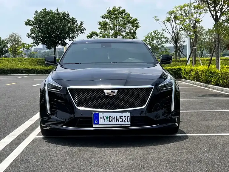 Cadillac CT6 28 T Distinguished