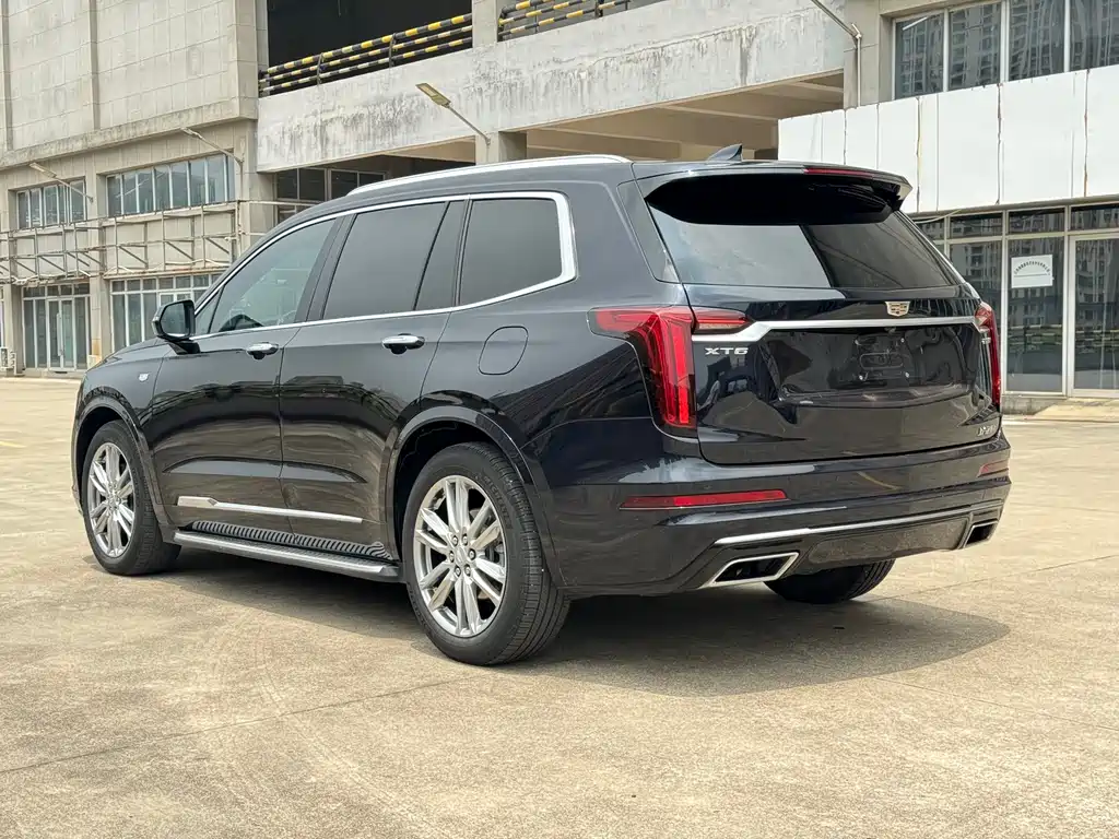 Cadillac XT6 凯迪拉克XT6 2020款 改款 28 T 七座豪华型