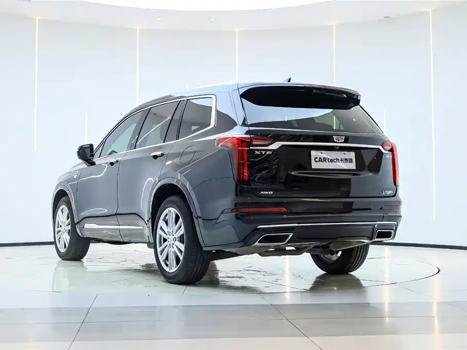 Cadillac XT6 凯迪拉克XT6 2022款 2.0 T 七座四驱豪华型标准版