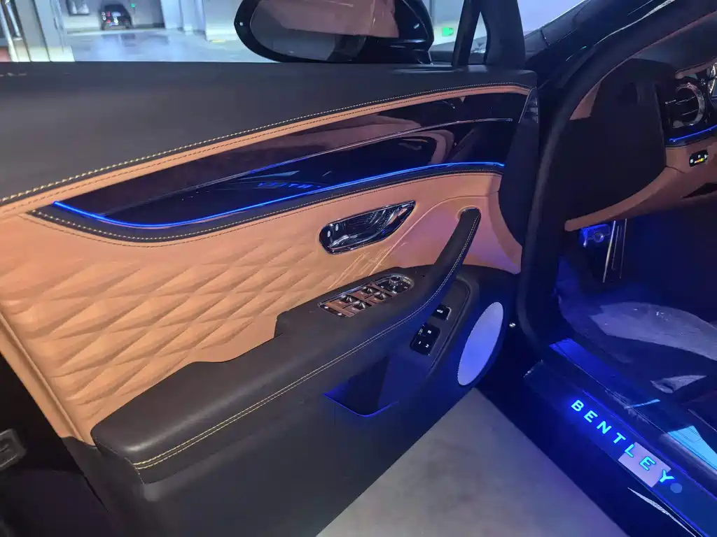 Flying Spur 4.0 T V8 Elegant Degree