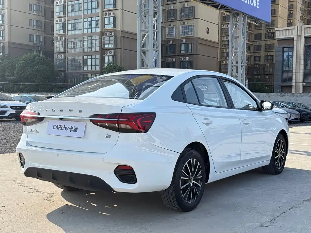 Roewe i5 1.5 L CVT Platinum