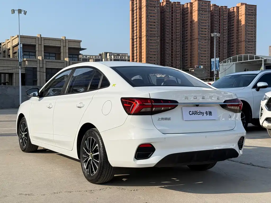 Roewe i5 1.5 L CVT Platinum