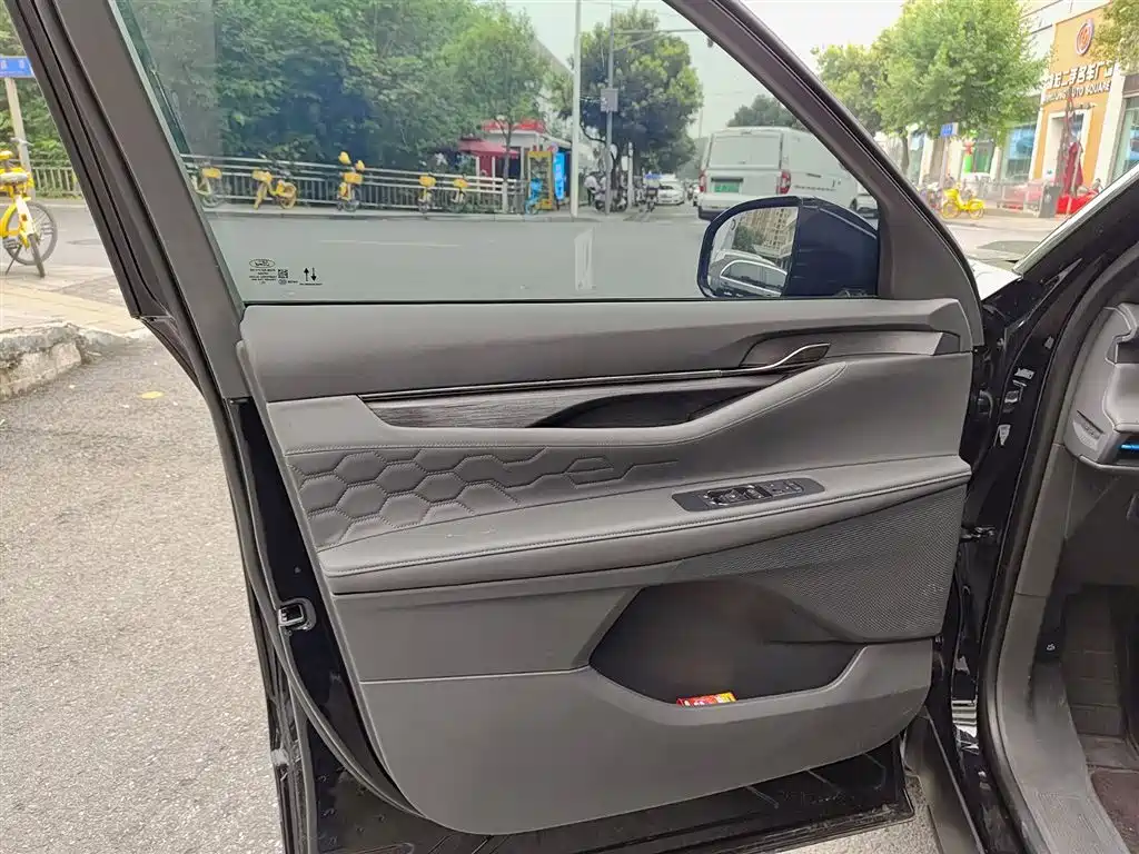 Edge Edge L 2.0 T EcoBoost 2 WD 7-seat Luxury