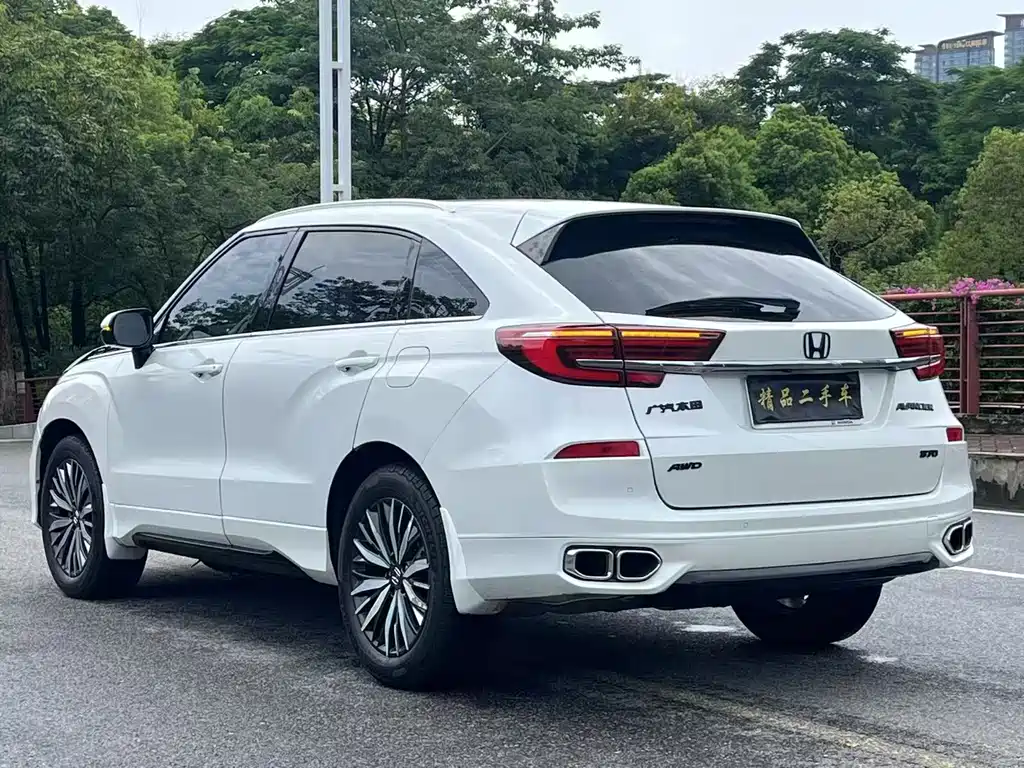 Avancier 370 TURBO 4 WD Premium