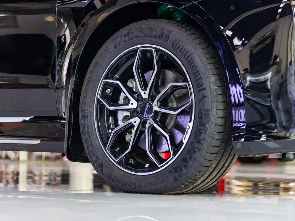 Lorinser LS Series Lorinser LS系列 2025款 LS600 MX 湾流定制