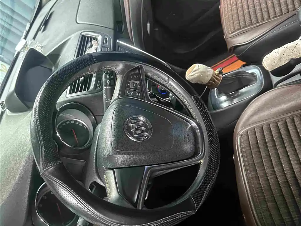 Encore 1.4 T Auto 2 WD Urban Leading