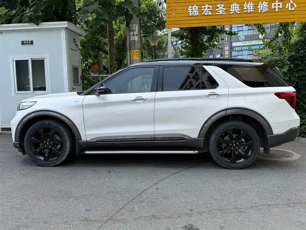 Explorer EcoBoost 285 4 WD Sport ST-LINE 6-seat