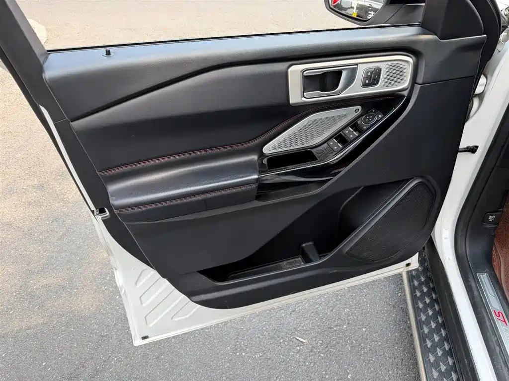 Explorer EcoBoost 285 4 WD Sport ST-LINE 6-seat