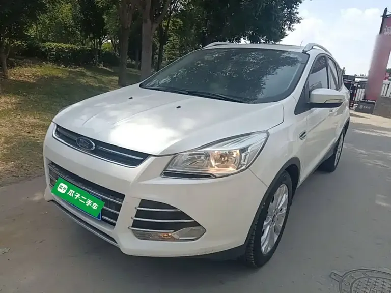 Ford Kuga 1.5 L GTDi 2 WD Style