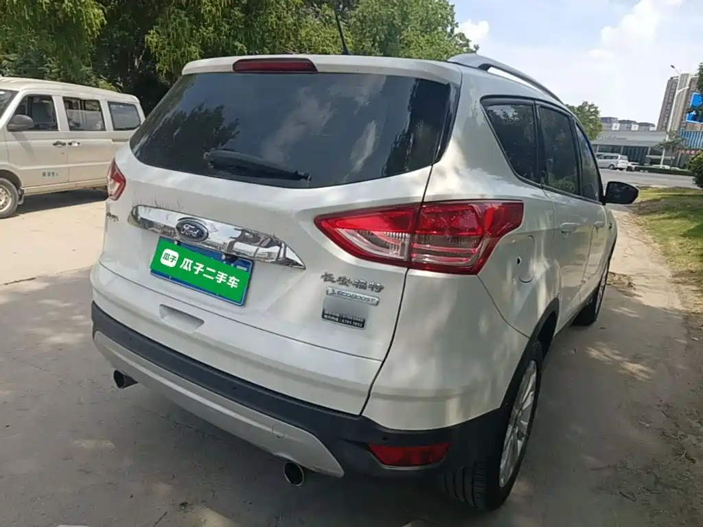 Kuga 1.5 L GTDi 2 WD Style