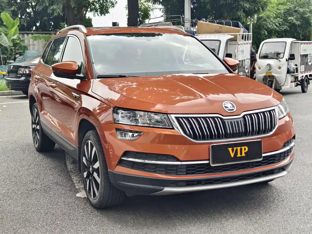 Karoq TSI280 Luxury CN-V