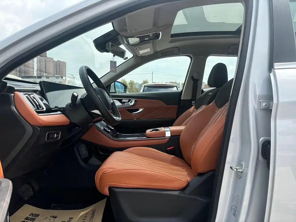 Jetour Shanhai L7 1.5 T 120 km ULTRA 7-seat