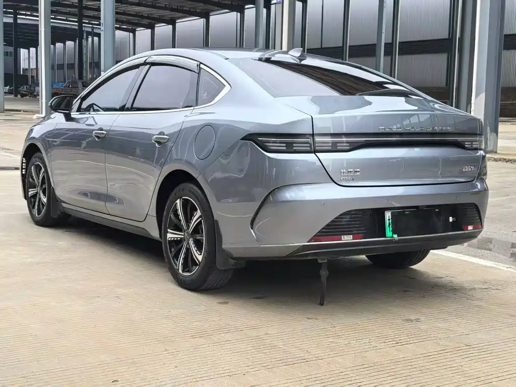 Destroyer 05 Glory DM-i 120 KM Luxury