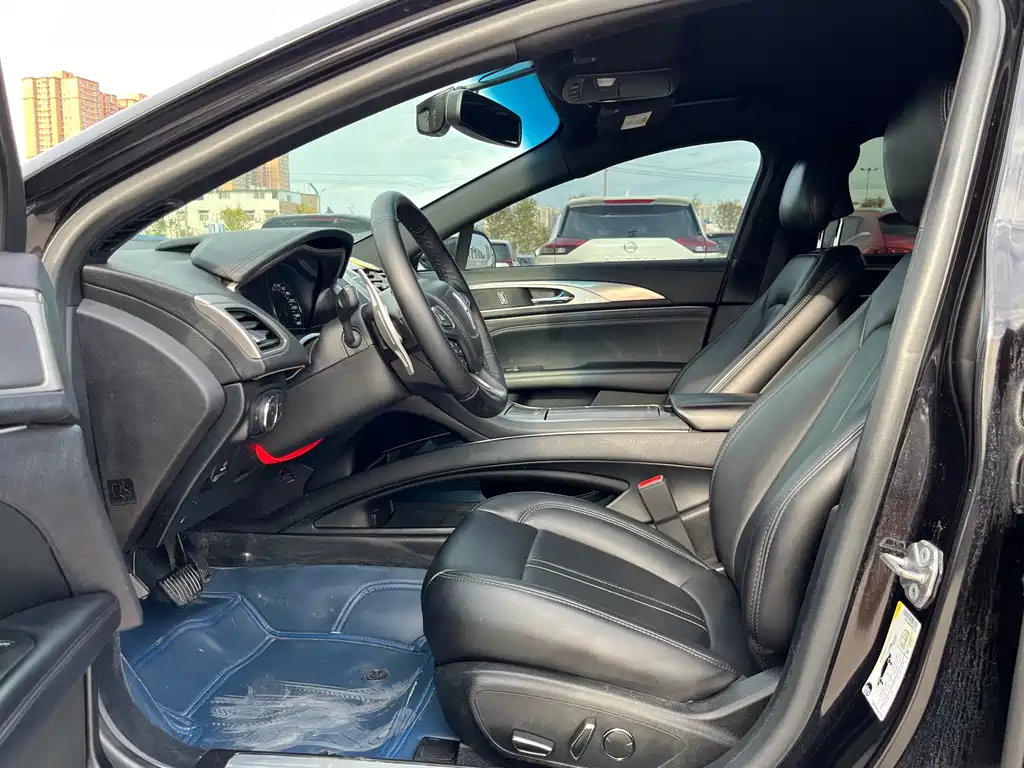 Lincoln MKZ 2.0 T Premium Joy CN-V