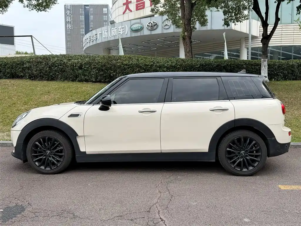 MINI CLUBMAN Facelift 1.5 T COOPER