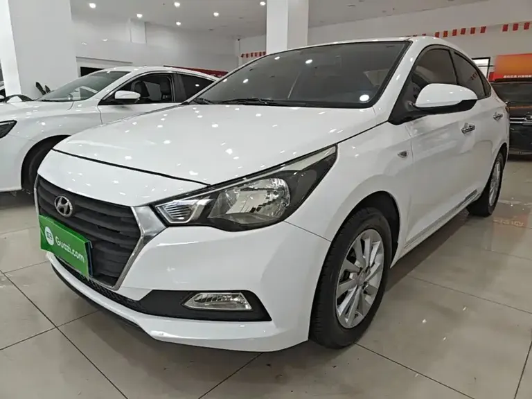 Hyundai Verna 1.4 L Auto Cool GLS