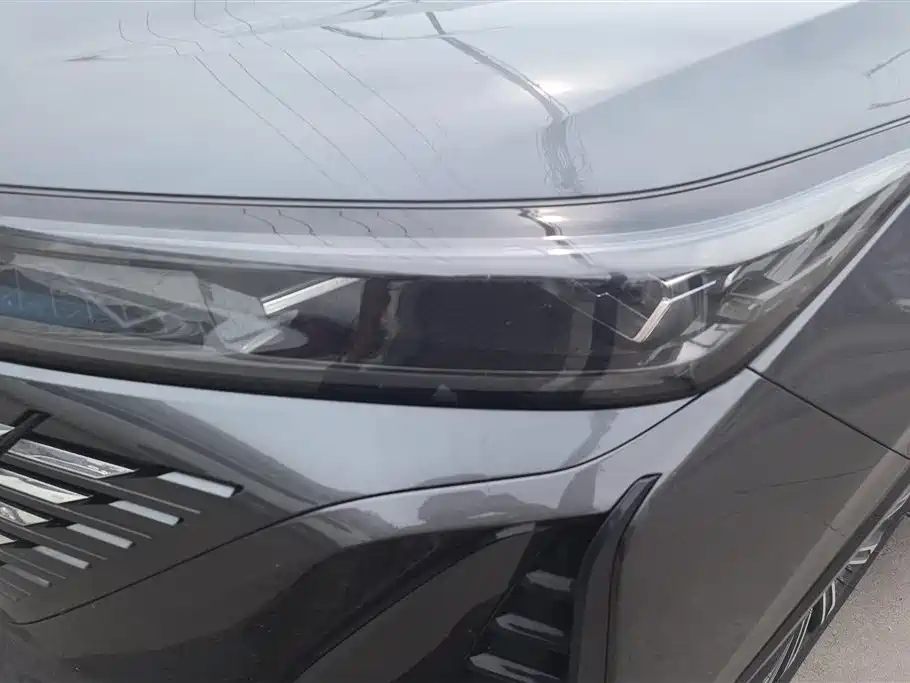 Changan CS75 PLUS 3 rd Gen 1.5 T Auto Distinguished
