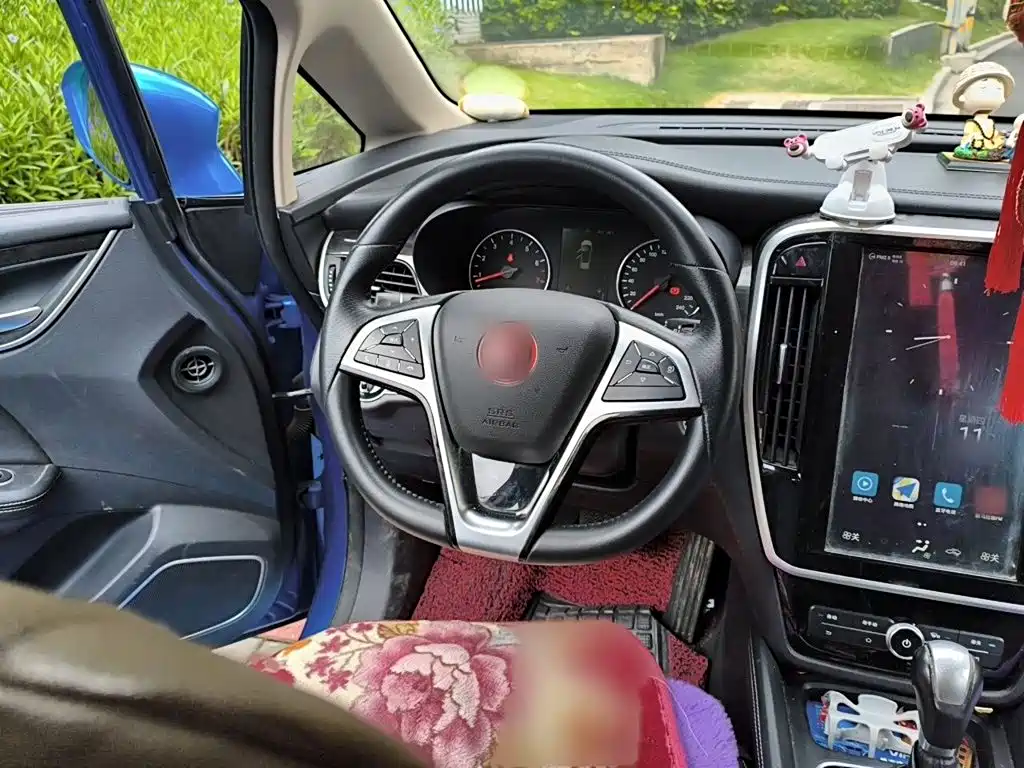 Song MAX 1.5 T Auto Connected Elite 7-seat