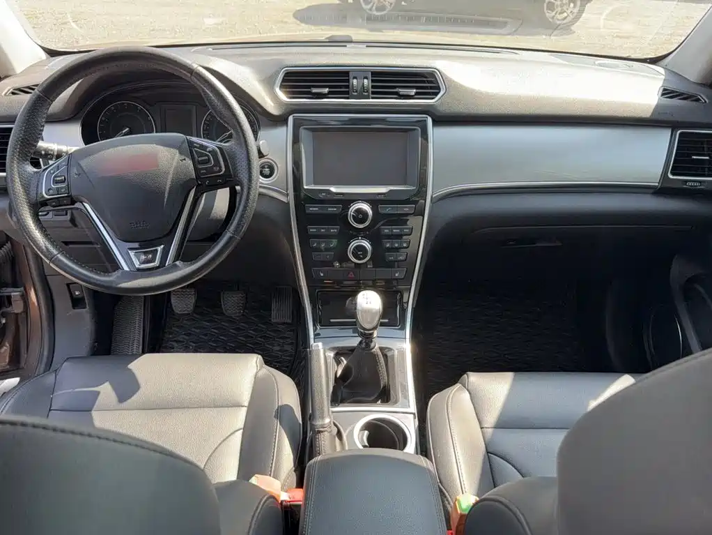 Haval H2 1.5 T Manual 2 WD Elite