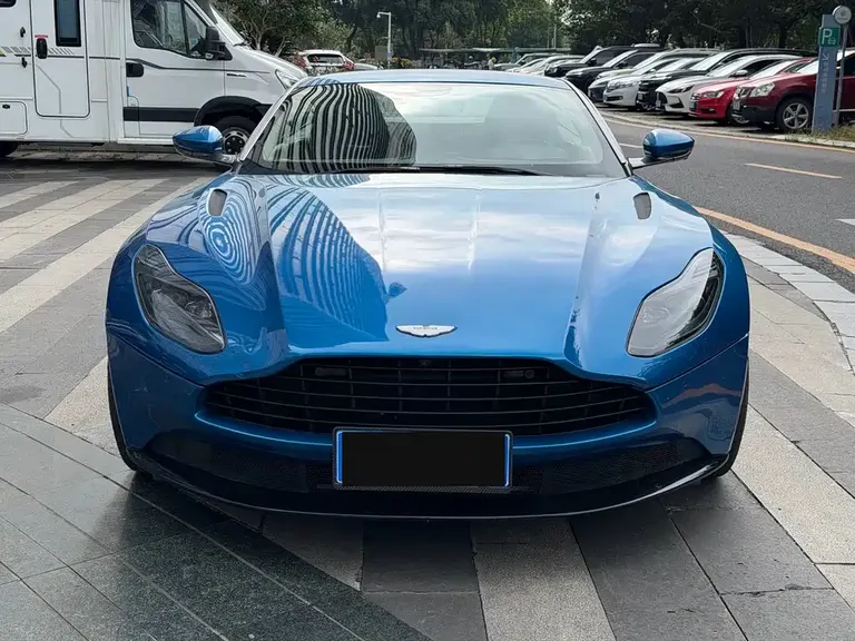 Aston Martin DB11 4.0 T V8 Coupe