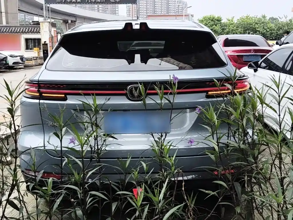 Changan UNI-K 2.0 T Luxury