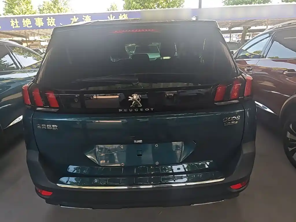 Peugeot 5008 350 THP 5-seat Elite