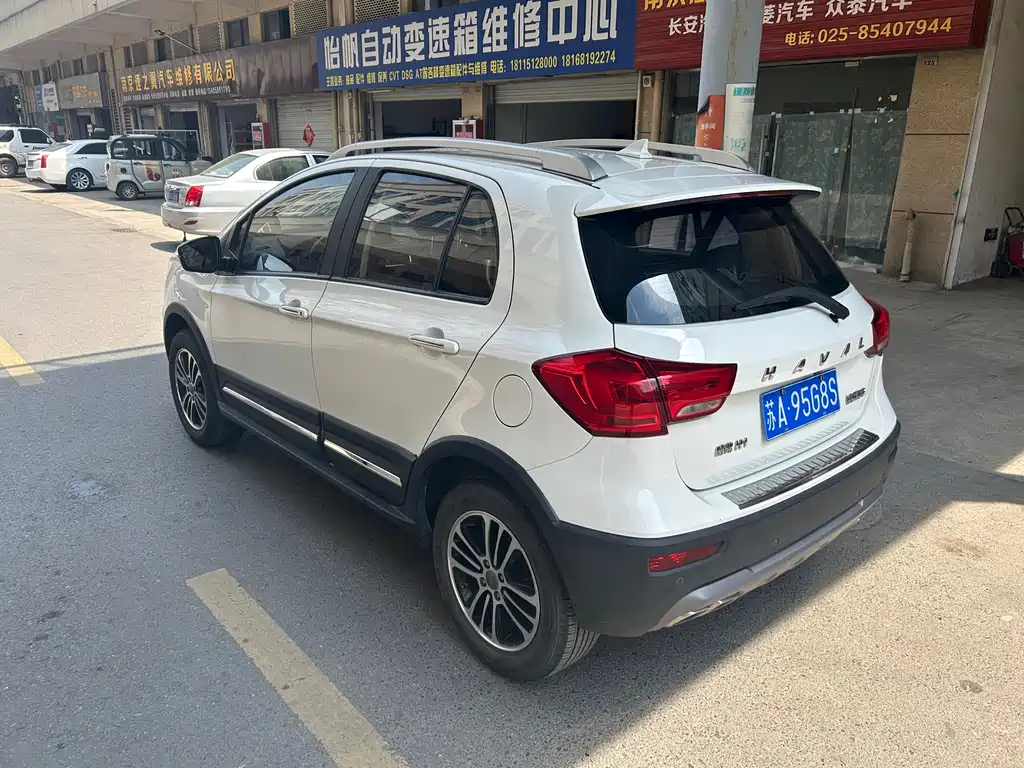Haval H1 哈弗H1 2016款 改款 蓝标 1.5 L AMT豪华型