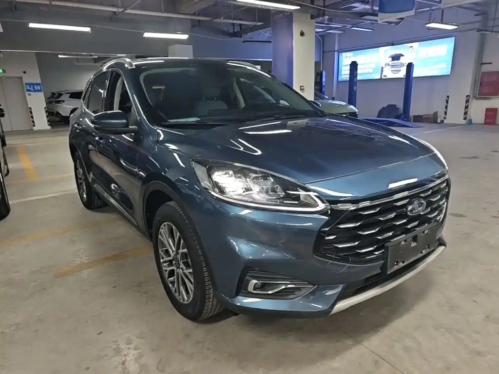 Escape EcoBoost 245 2 WD Shine Enjoyment