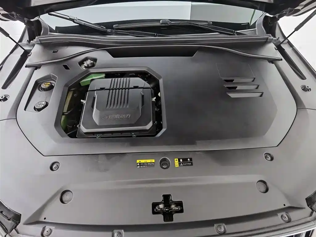 Trumpchi ES9 PHEV 143 km Max