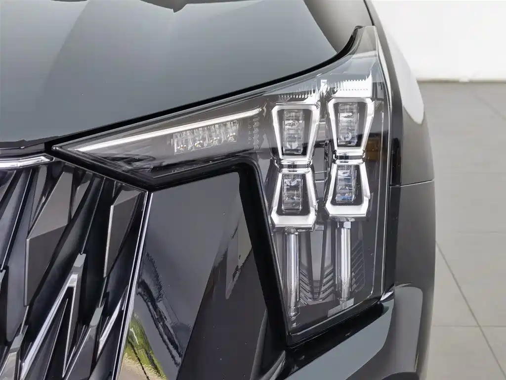 Trumpchi ES9 PHEV 143 km Max