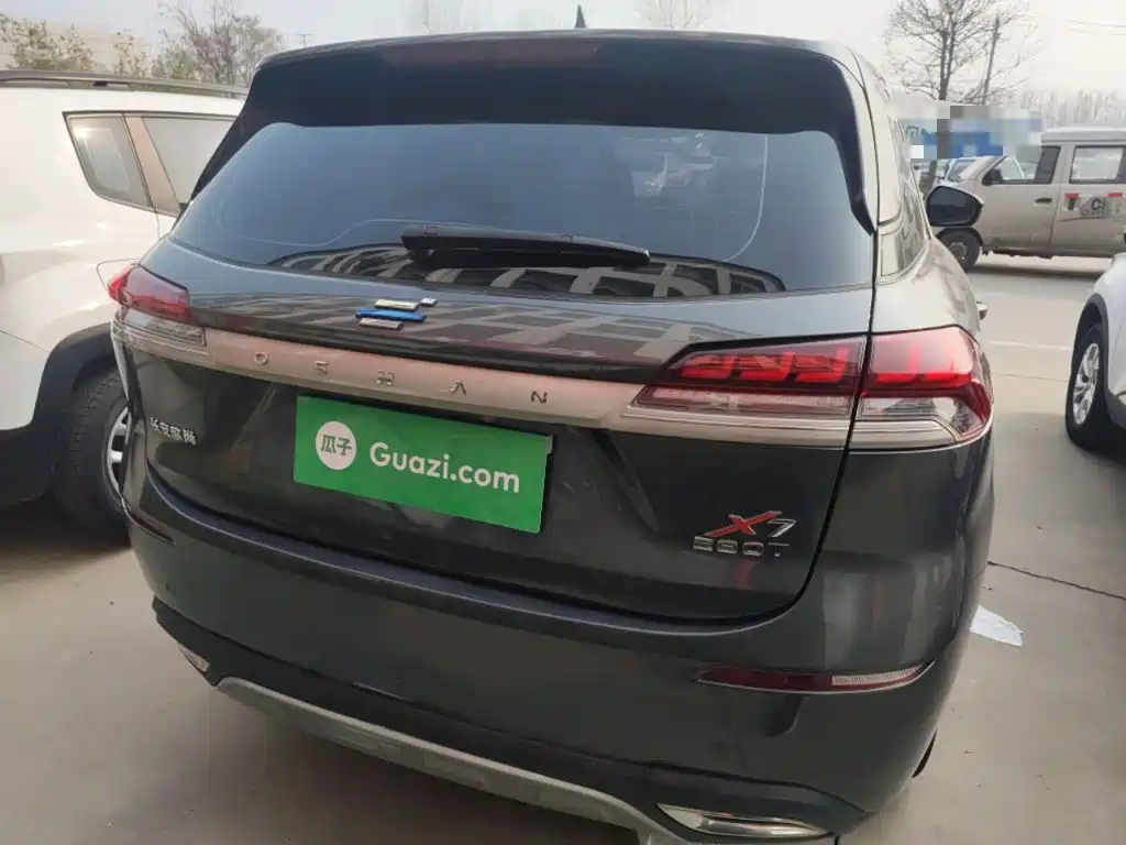 Changan Oshan X7 1.5 T Auto Luxury