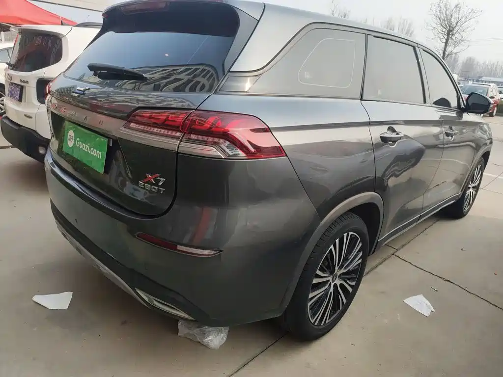 Changan Oshan X7 1.5 T Auto Luxury