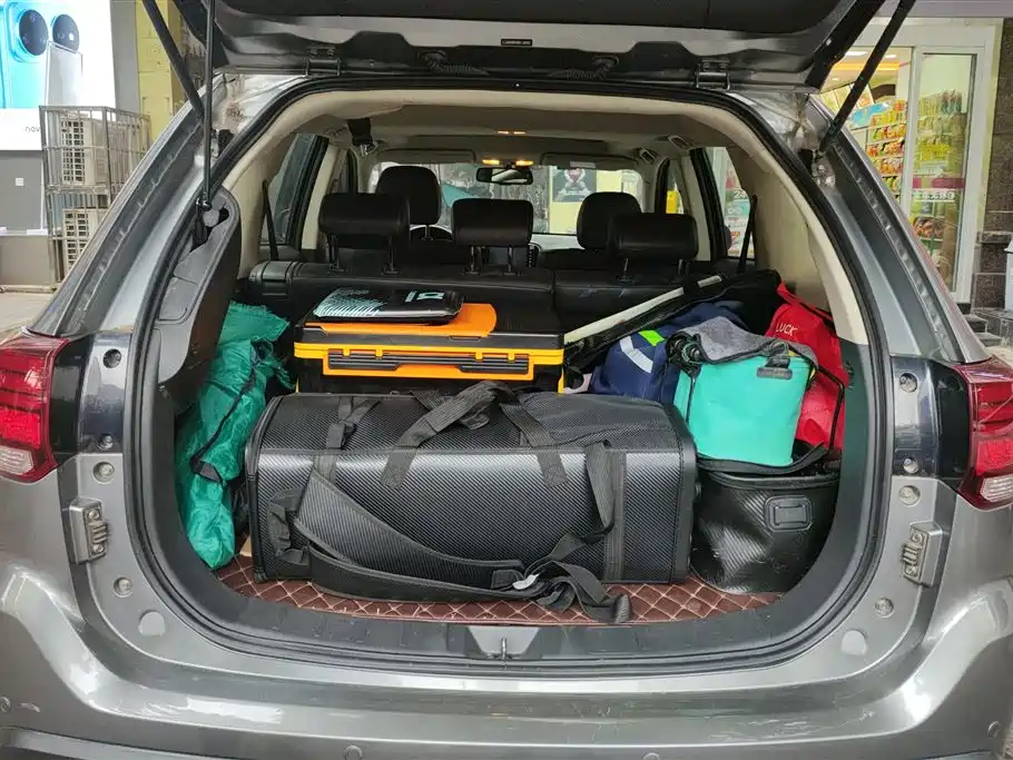 Outlander 2.4 L 4 WD Elite 5-seat