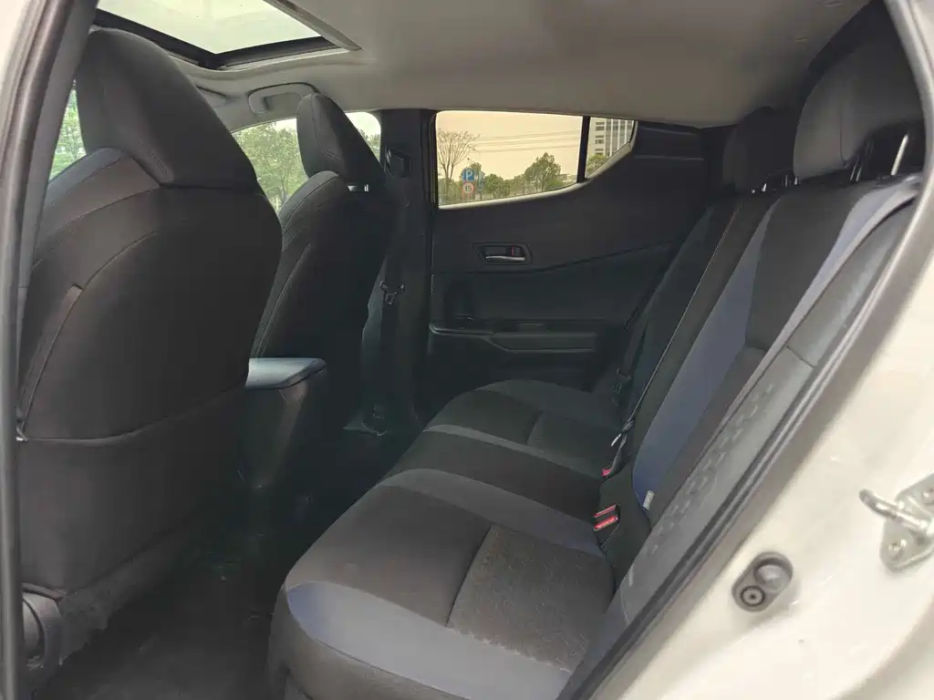 Toyota C-HR 2.0 L Comfort