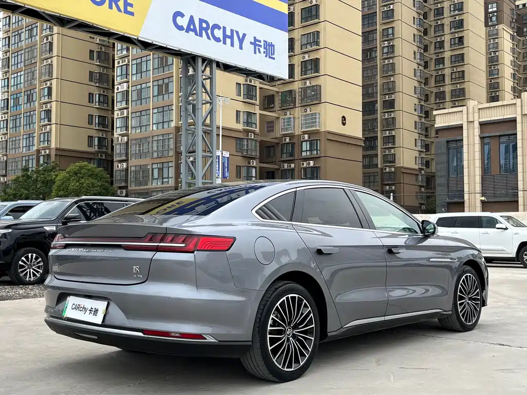 Han DM 4 WD Performance Luxury