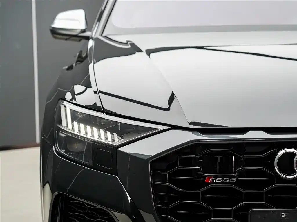 Audi RS Q8 RS Q8 4.0 T