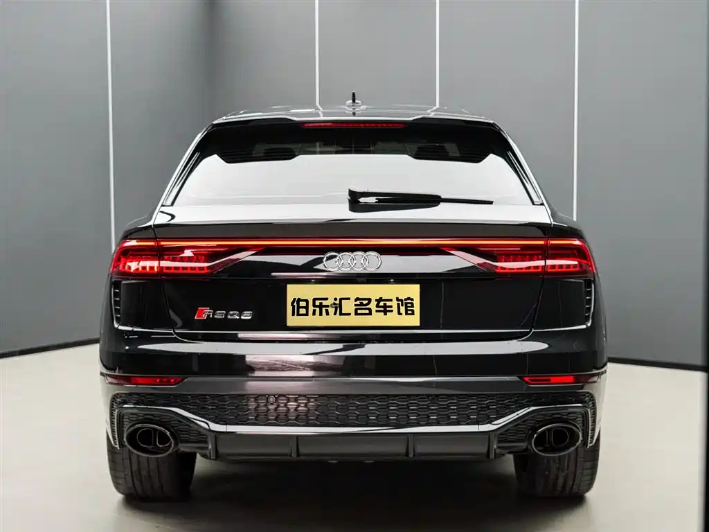 Audi RS Q8 RS Q8 4.0 T